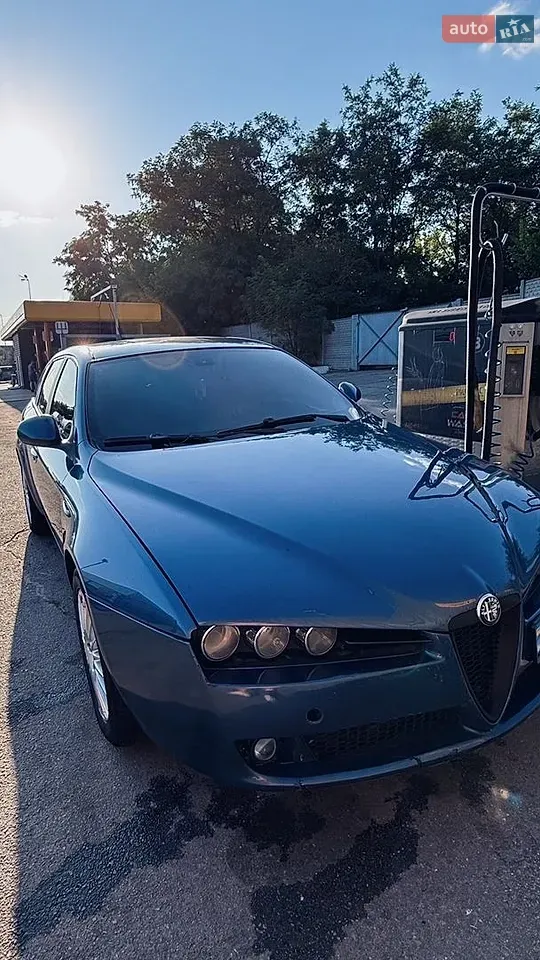 Alfa Romeo 159 2006 photo 2
