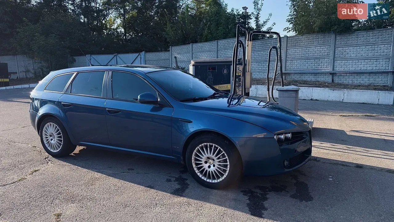 Alfa Romeo 159 2006 photo 5