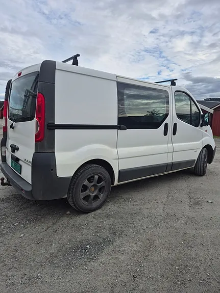 Opel Vivaro 2007 photo 3