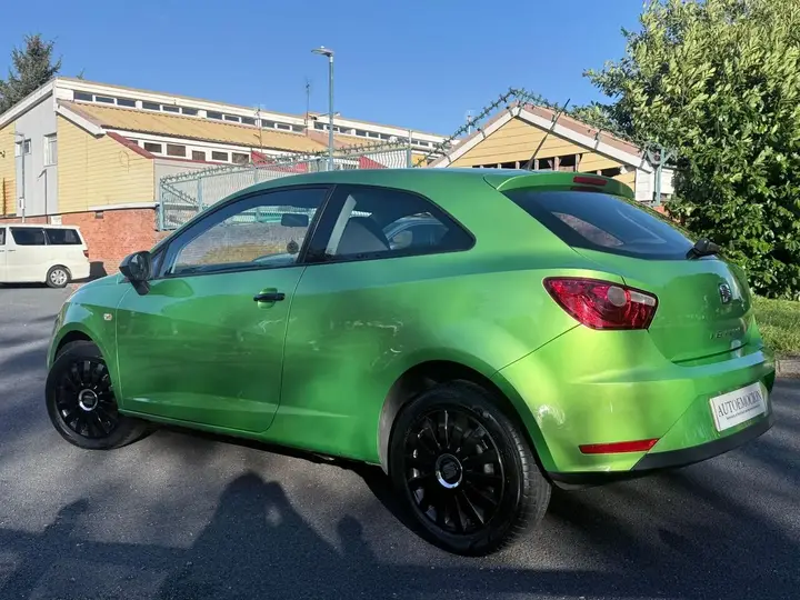 Seat Ibiza 2012 photo 4
