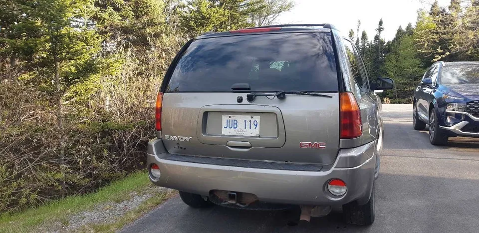 GMC Envoy 2005 photo 3