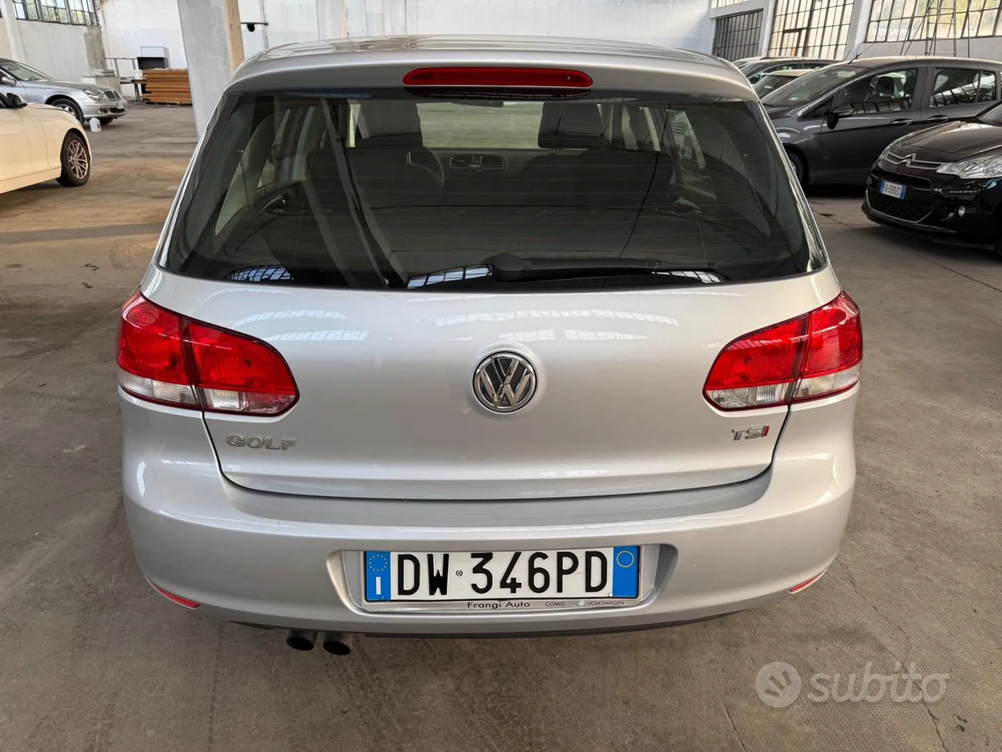 Volkswagen Golf 2010 photo 4