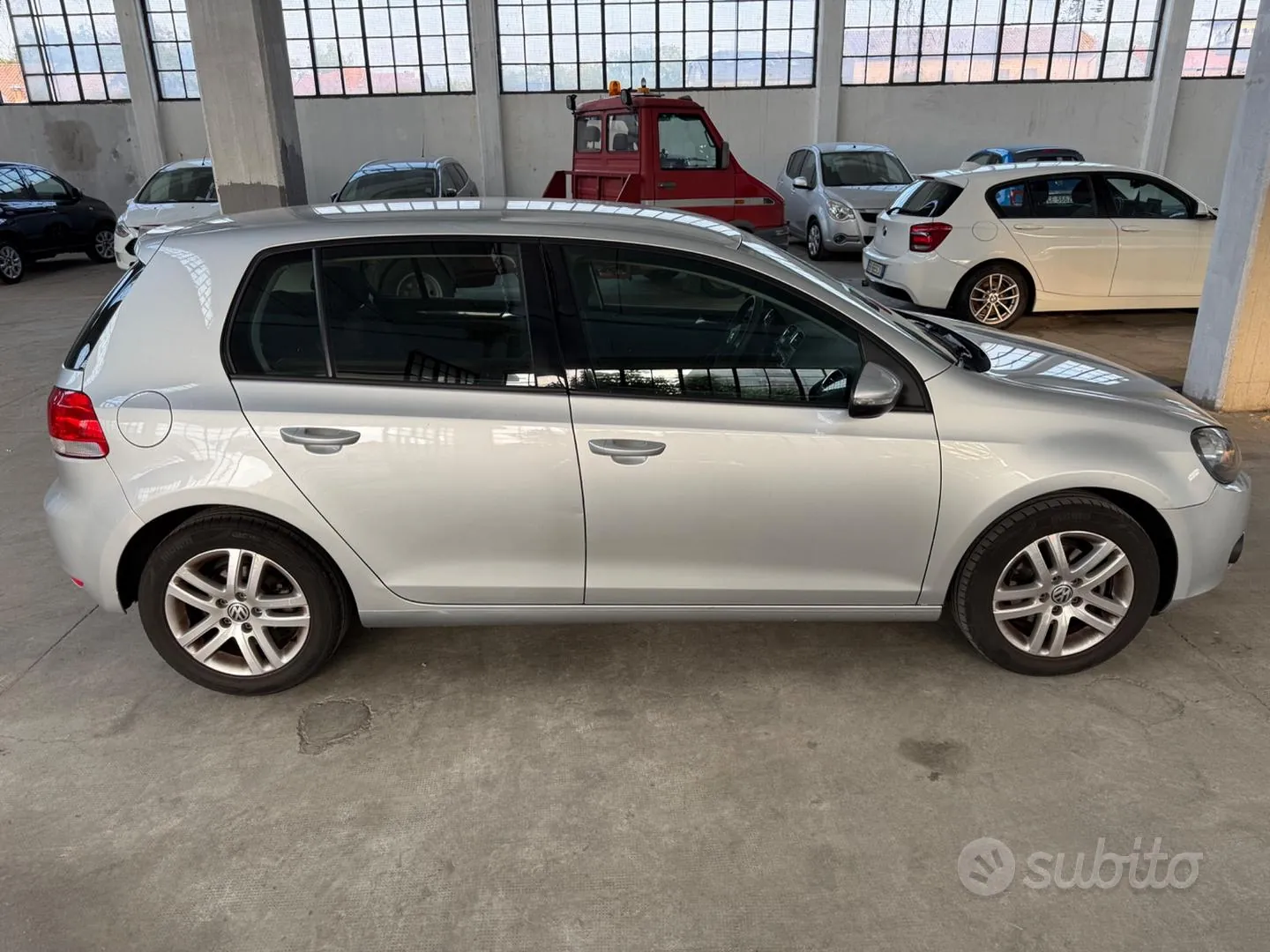 Volkswagen Golf 2010 photo 3