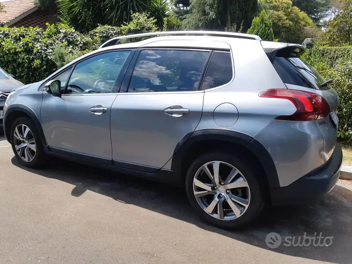 Peugeot 2008 2017 photo 3