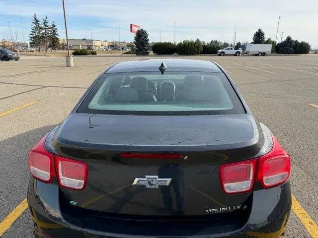 Chevrolet Malibu 2015 photo 2