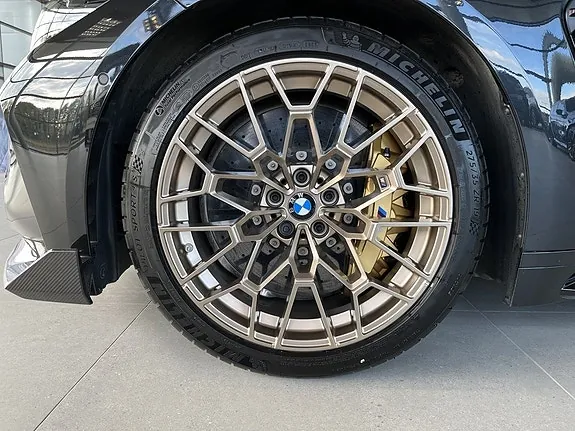 BMW M3 2026 photo 4