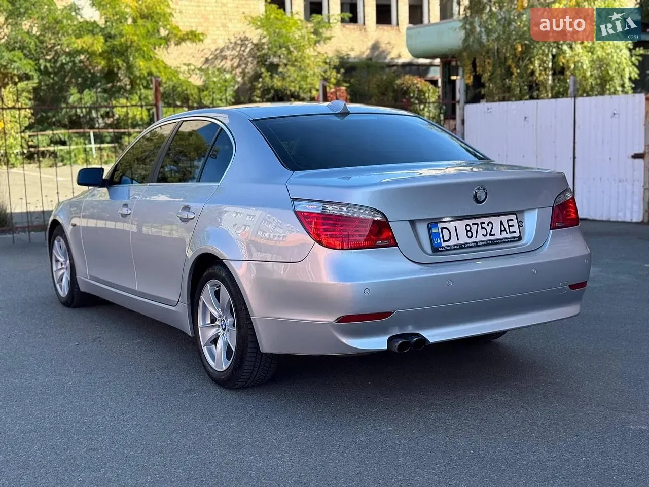 BMW 5 Series 2007 photo 2