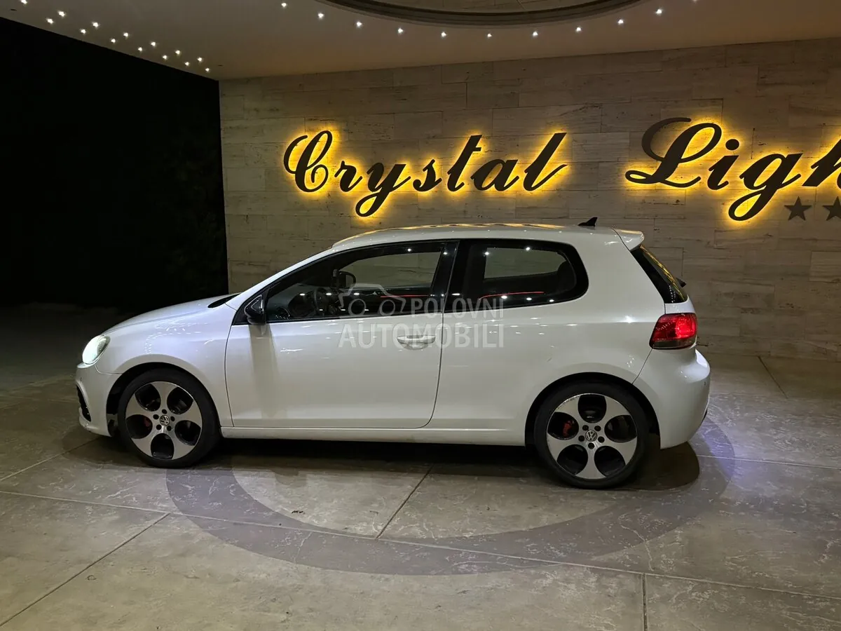 Volkswagen Golf 2009 photo 4