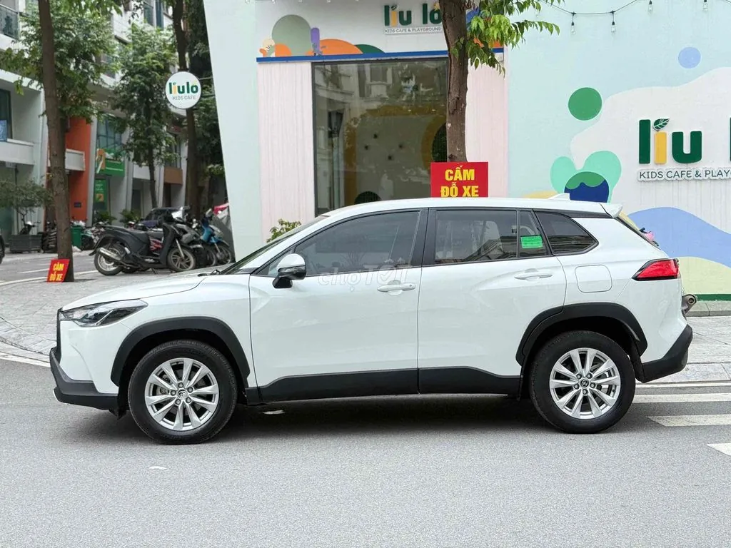 Toyota Corolla Cross 2023 photo 2