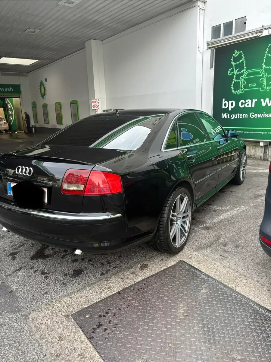 Audi A8 2004 photo 3
