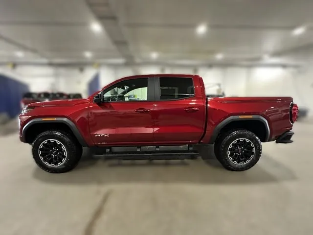 GMC Canyon 2026 photo 2