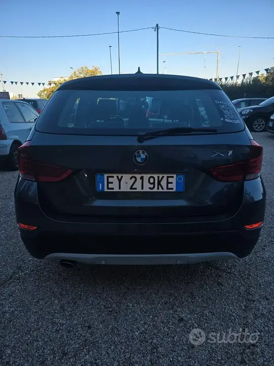BMW X1 2015 photo 2