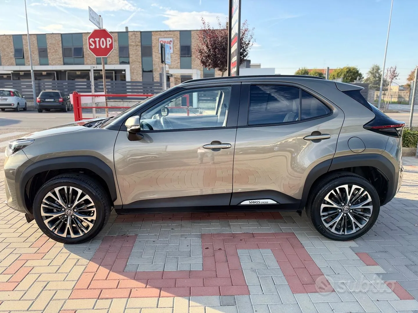 Toyota Yaris Cross 2023 photo 3