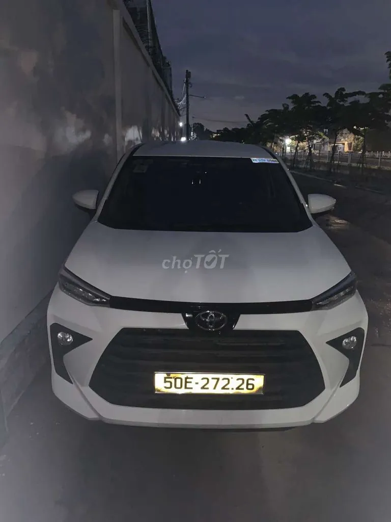 Toyota Avanza 2025 photo 2