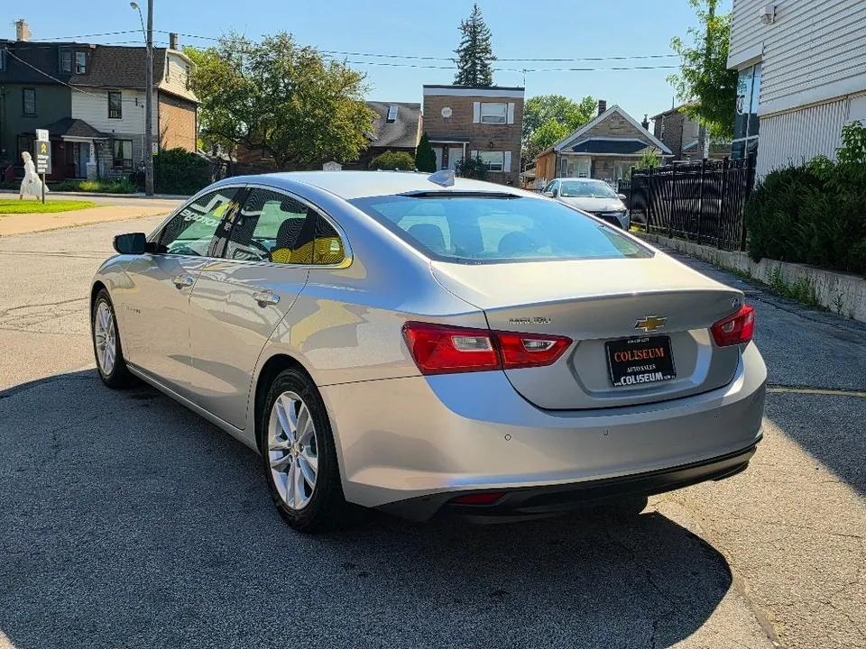 Chevrolet Malibu 2017 photo 3