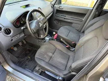 Mitsubishi Colt 2007 photo 3