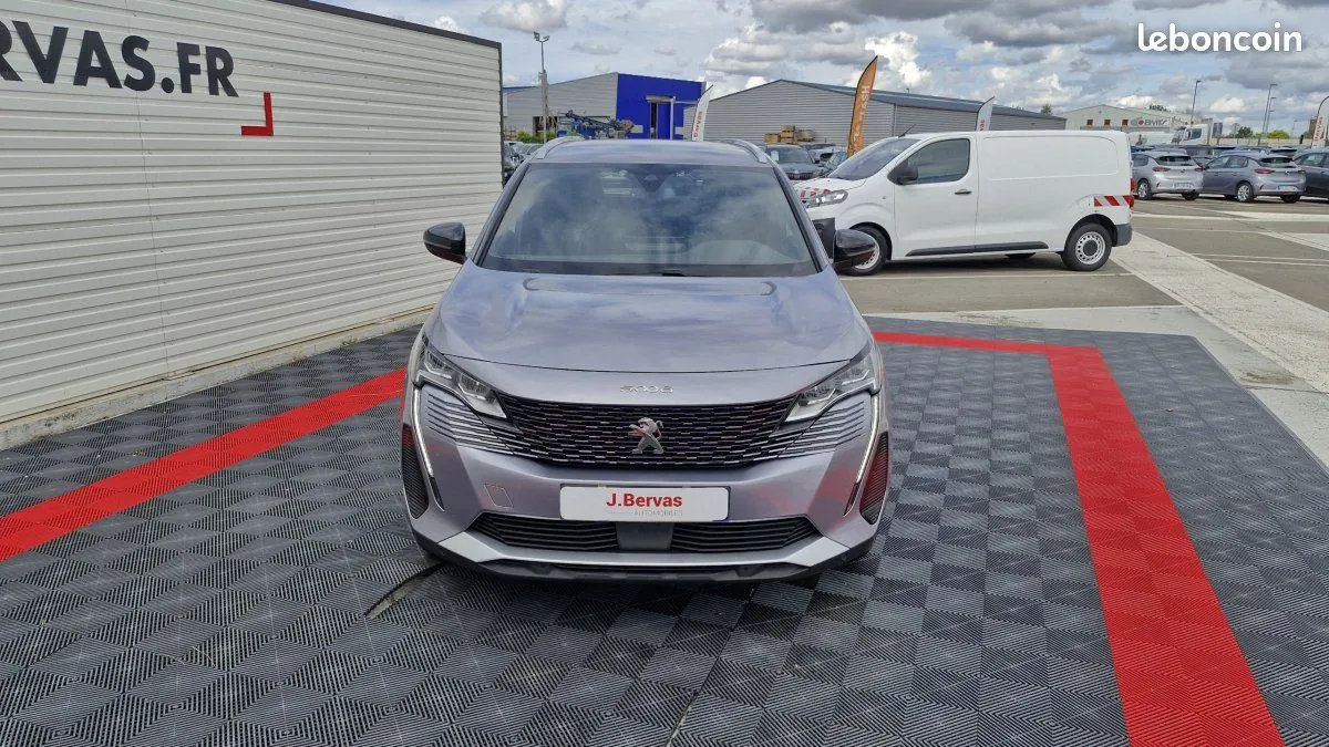 Peugeot 5008 2023 photo 2