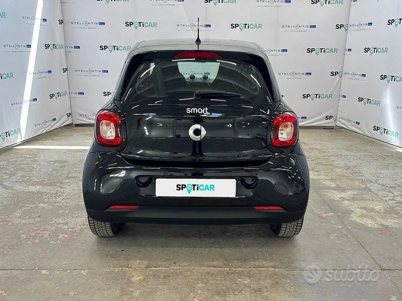 Smart Forfour 2019 photo 4