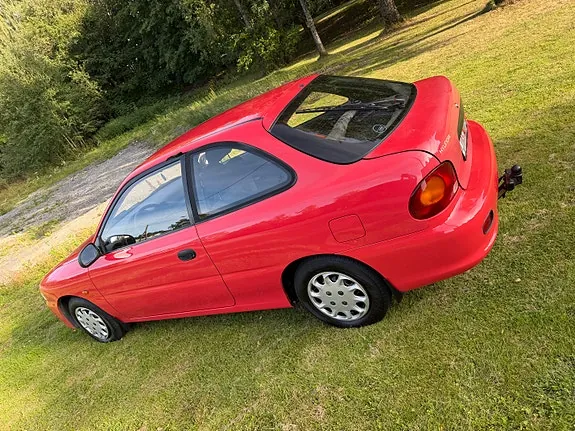 Hyundai Accent 1996 photo 5