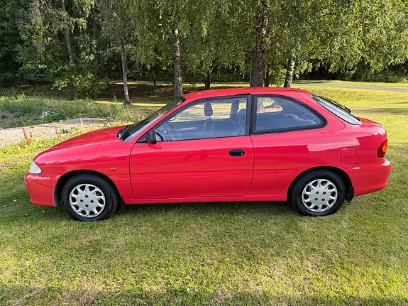 Hyundai Accent 1996 photo 4