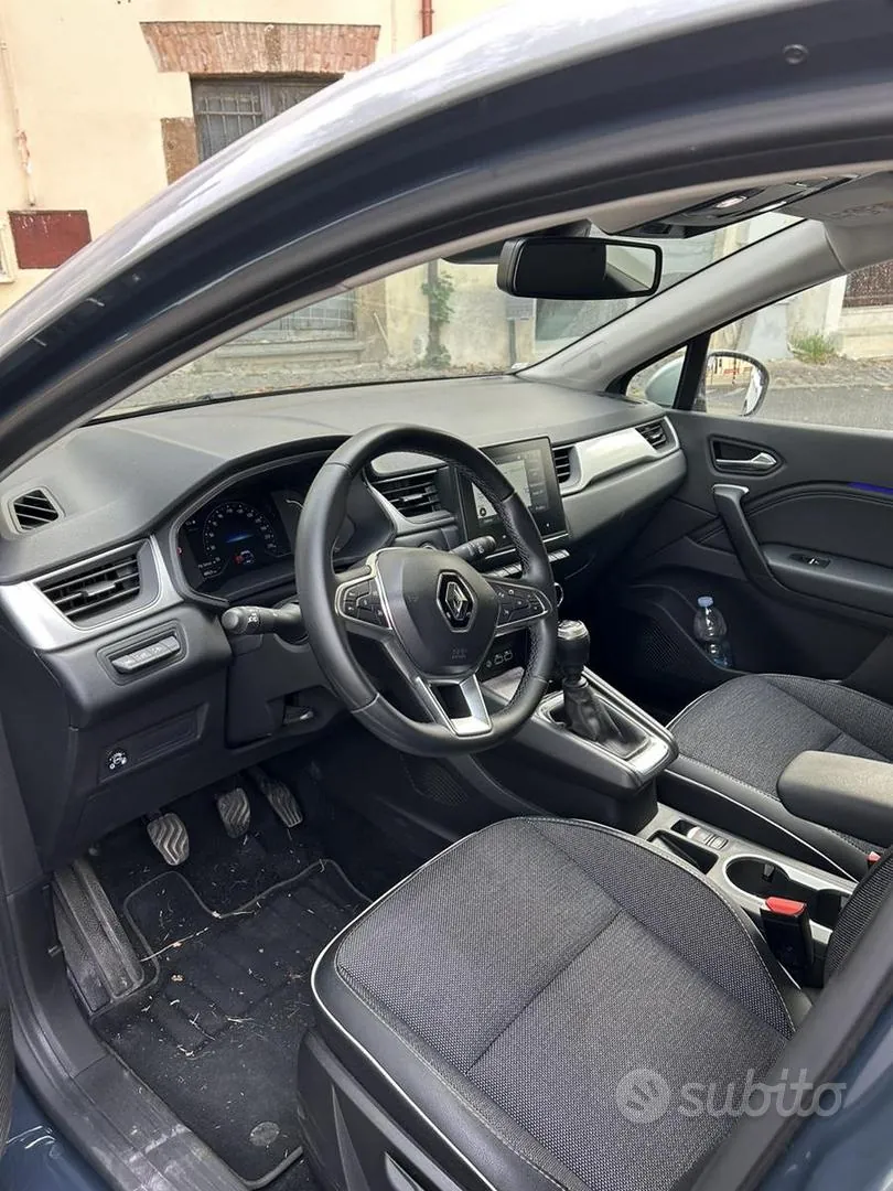 Renault Captur 2024 photo 5