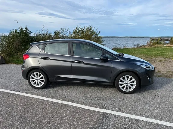 Ford Fiesta 2017 photo 3