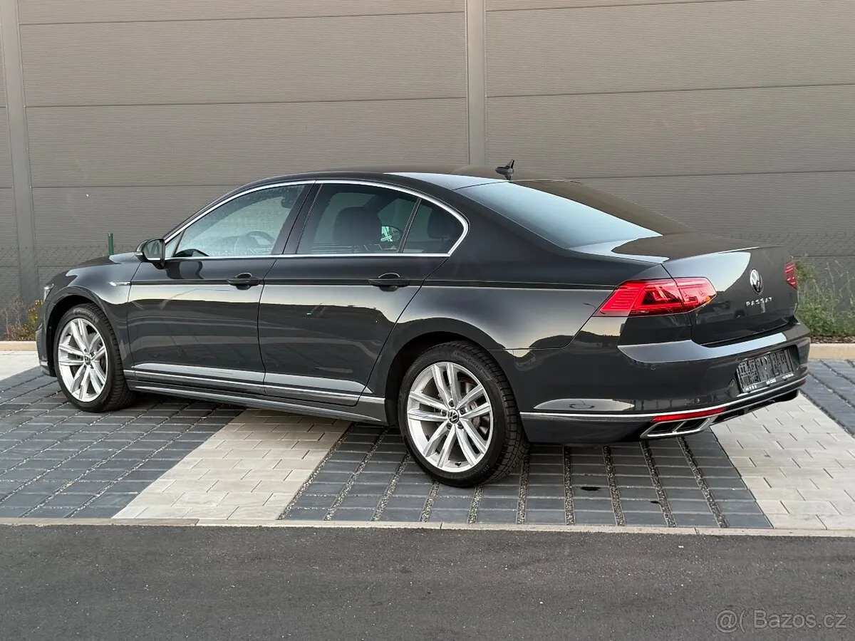 Volkswagen Passat 2021 photo 3