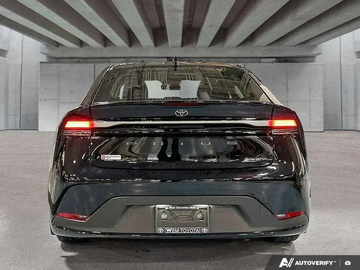 Toyota Prius 2026 photo 5