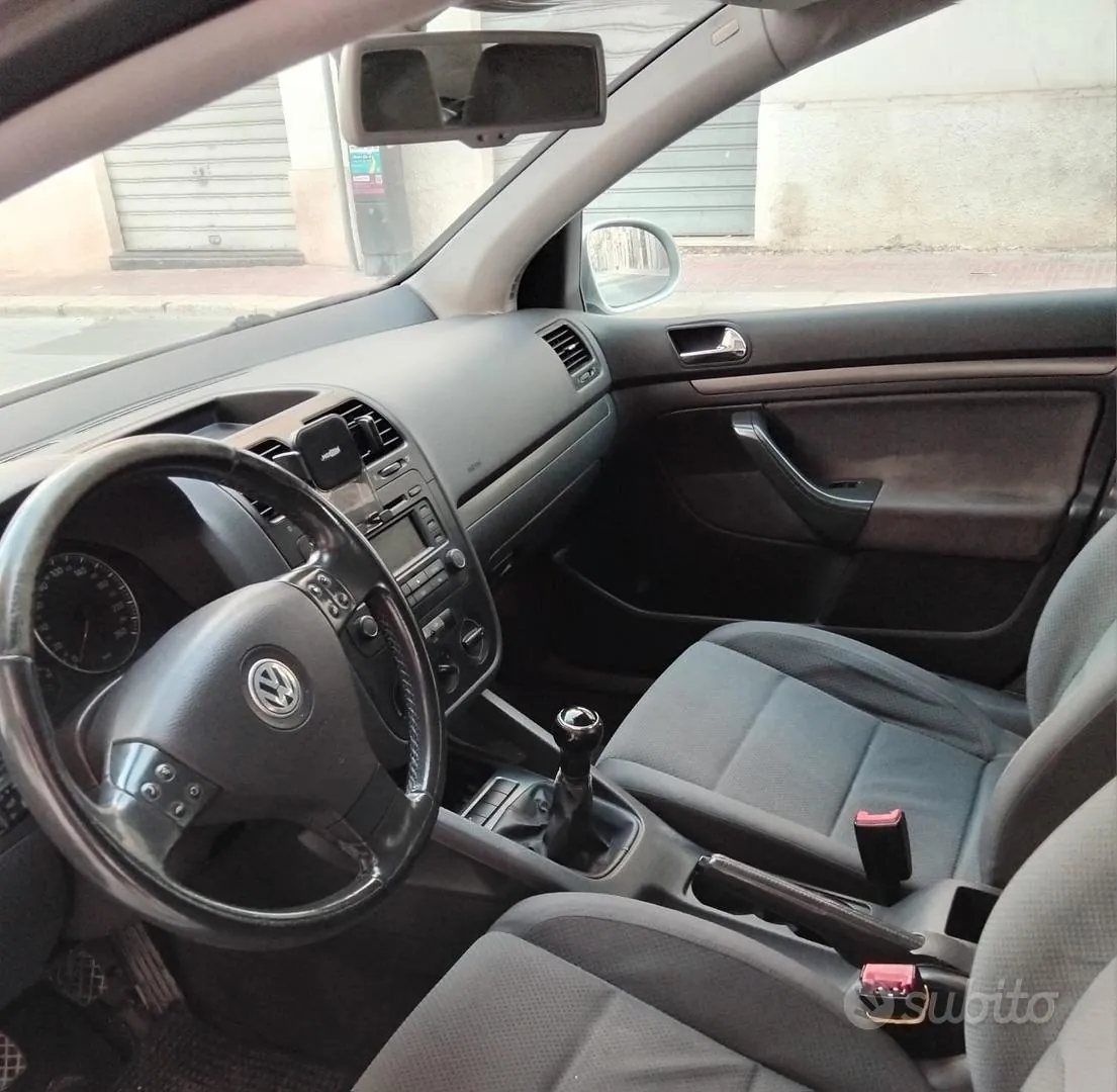 Volkswagen Golf 2004 photo 3