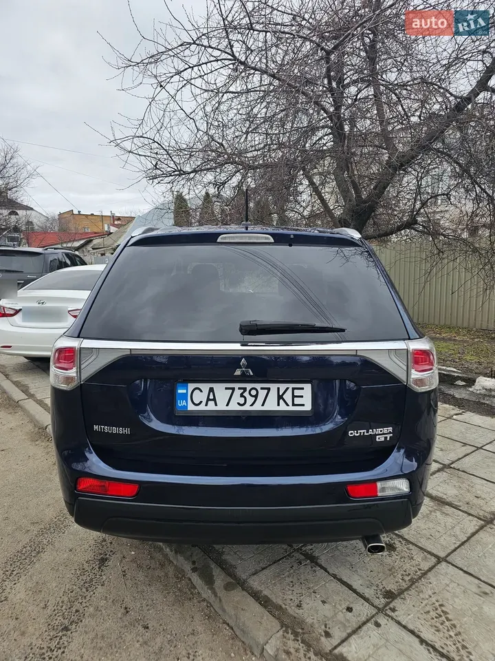 Mitsubishi Outlander 2014 photo 5