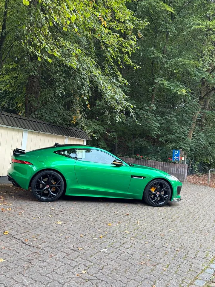 Jaguar F-Type V6