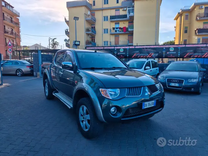 Mitsubishi L200 2007 photo 3