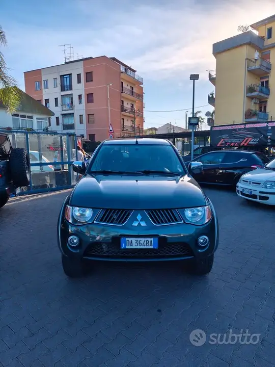 Mitsubishi L200 2007 photo 4