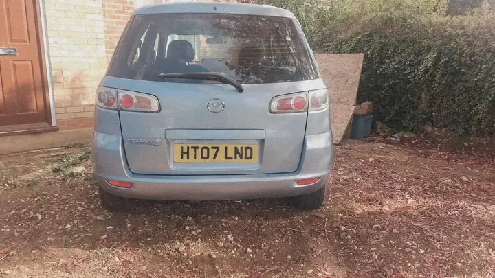 Mazda Mazda2 2007 photo 4