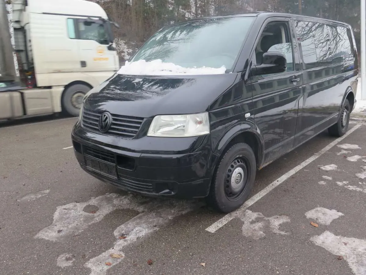 Volkswagen T5 2006 photo 2