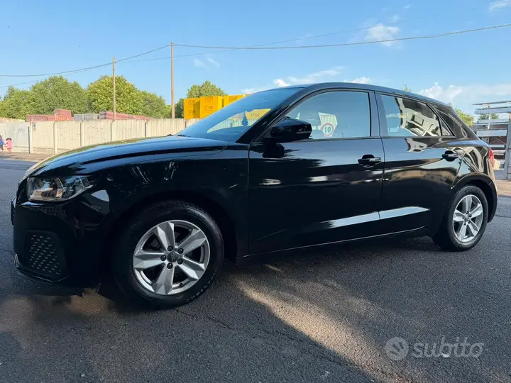 Audi A1 2020 photo 2