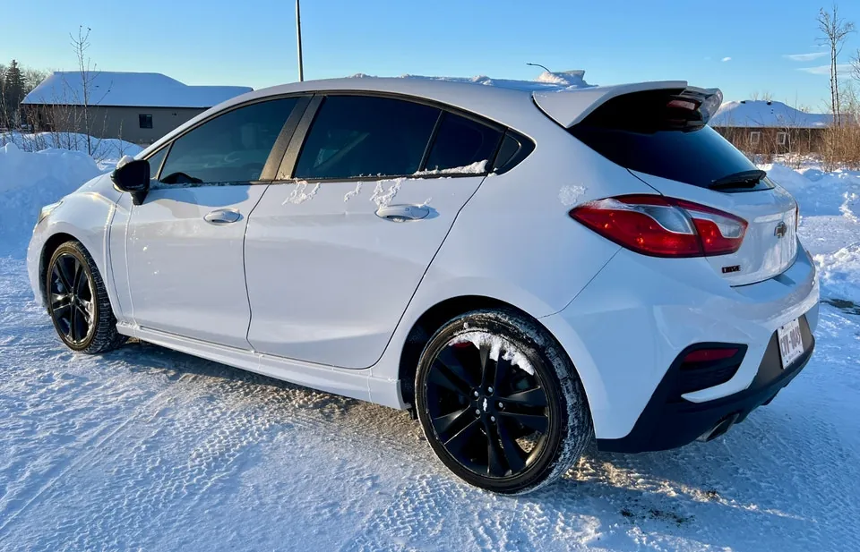 Chevrolet Cruze 2018 photo 3