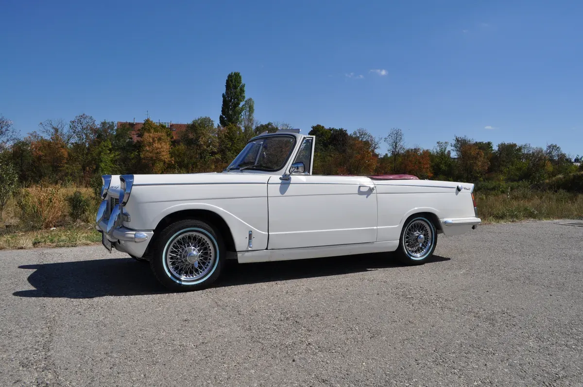 Triumph Herald 1200 1967 photo 3