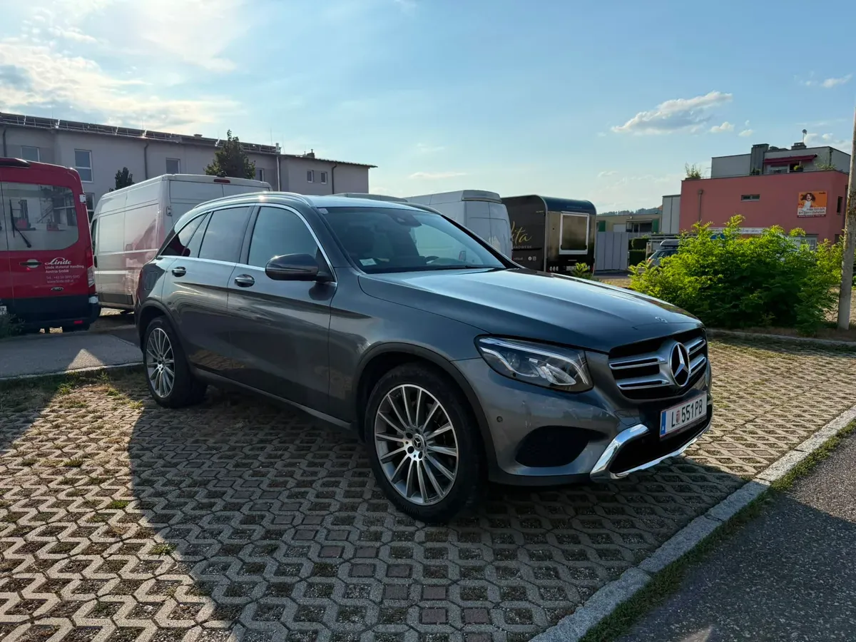 Mercedes-Benz Glc-Class 2018 photo 3