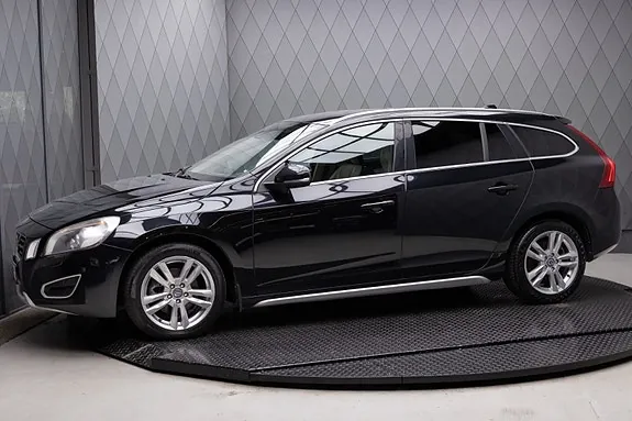 Volvo V60 2012 photo 2