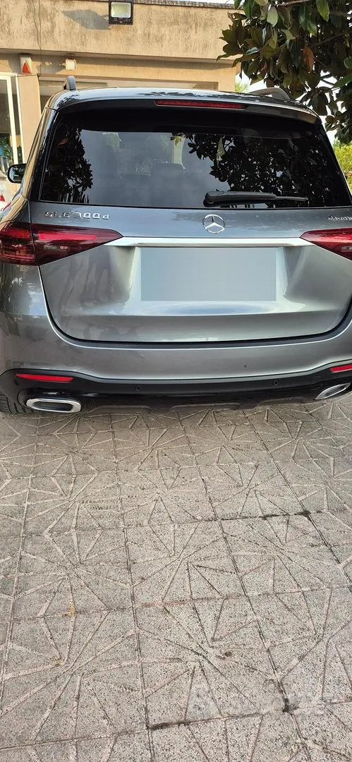 Mercedes-Benz 300D 2023 photo 3