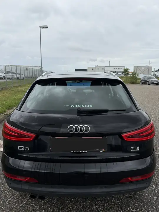 Audi Q3 2013 photo 2