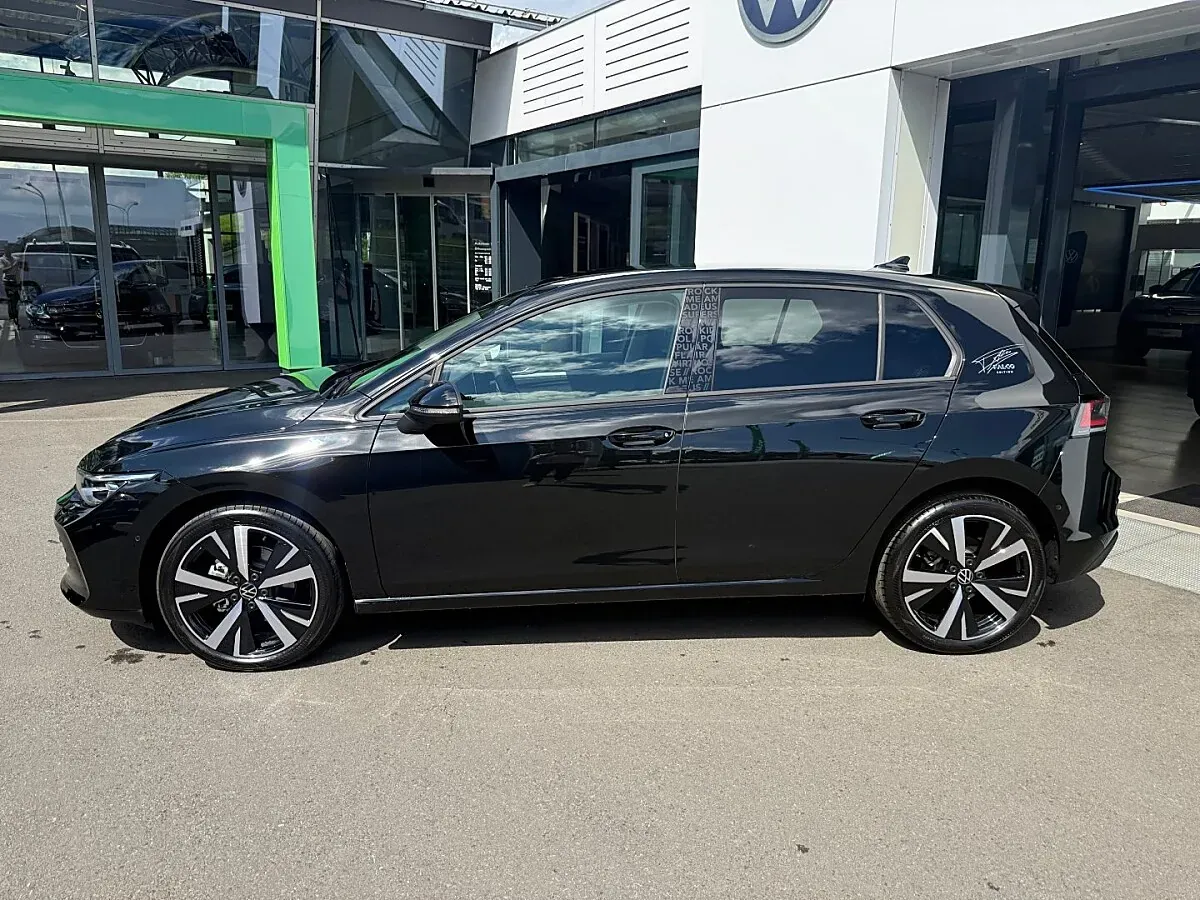 Volkswagen Golf 2026 photo 3