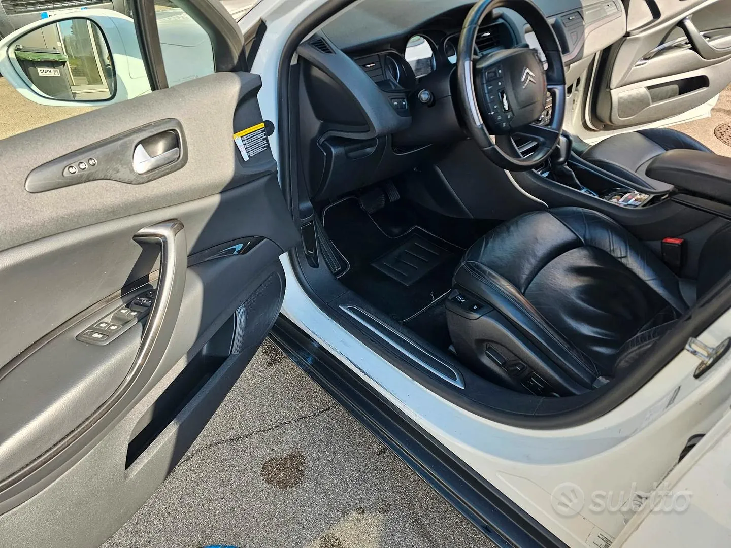 Citroen C5 2011 photo 4