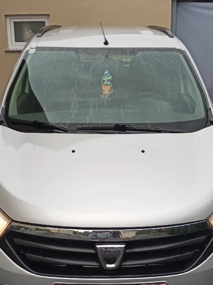Dacia Lodgy 2013 photo 2