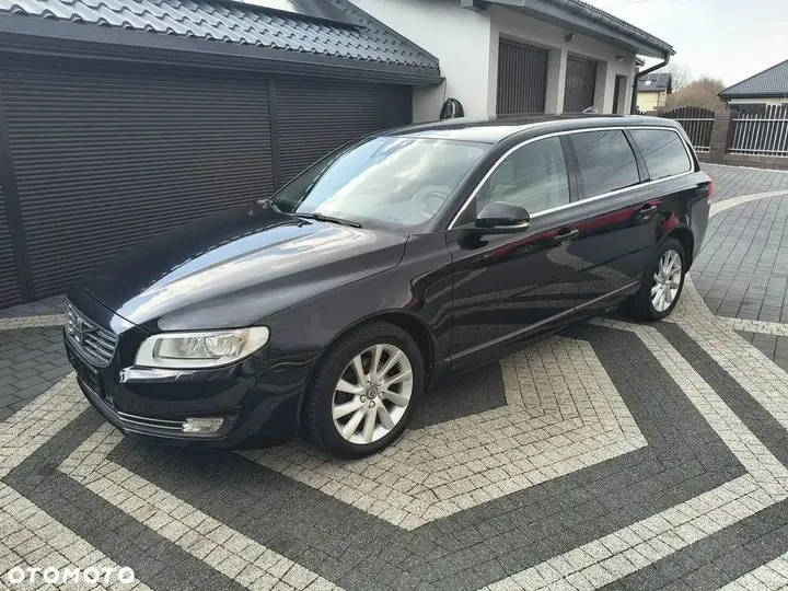 Volvo V70 2015 photo 2