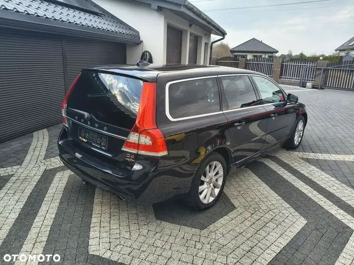 Volvo V70 2015 photo 5