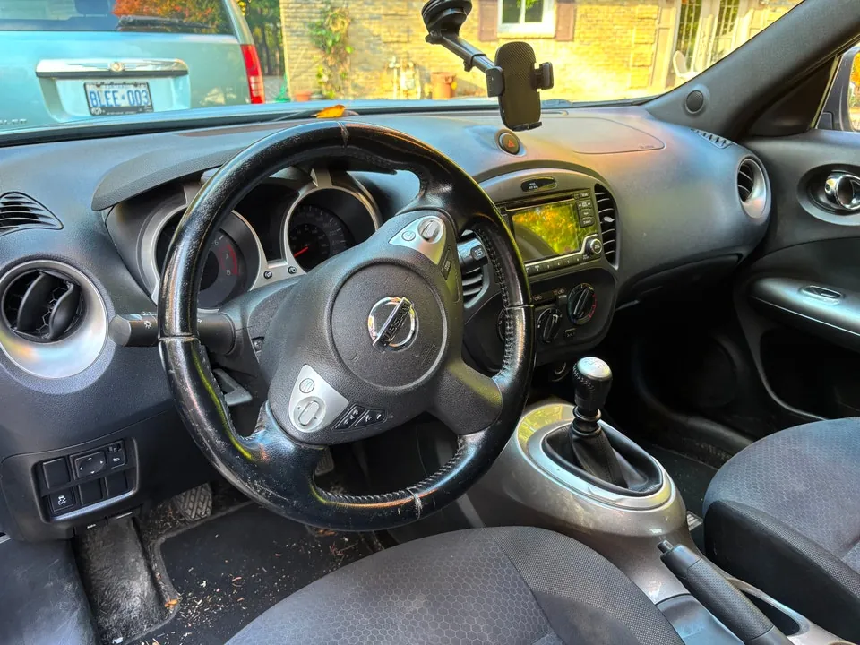 Nissan Juke 2015 photo 5
