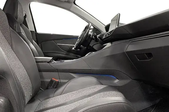 Peugeot 3008 2018 photo 5