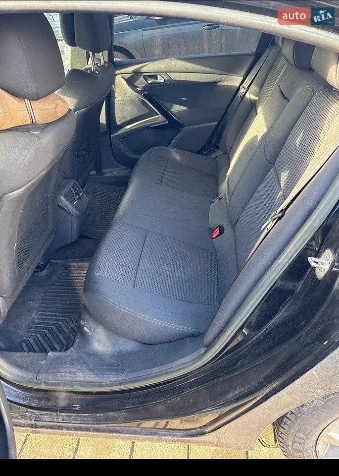 Peugeot 508 2013 photo 4
